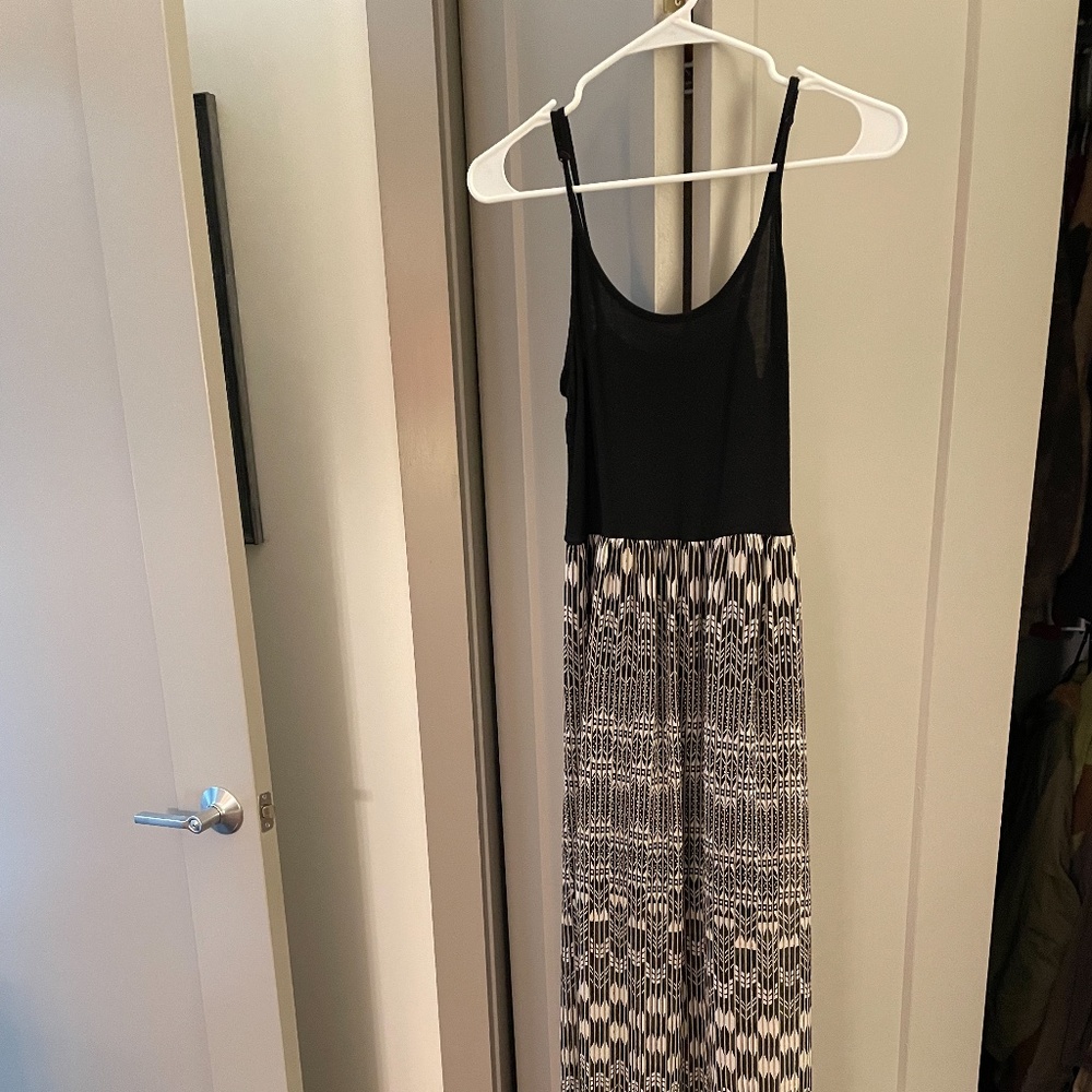 Black and Gold Maxi Dress - Forever 21